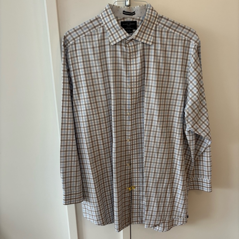 Black Brown Men's Plaid Fitted Non Iron Button Up Shirt  - Brown, Blue, White
